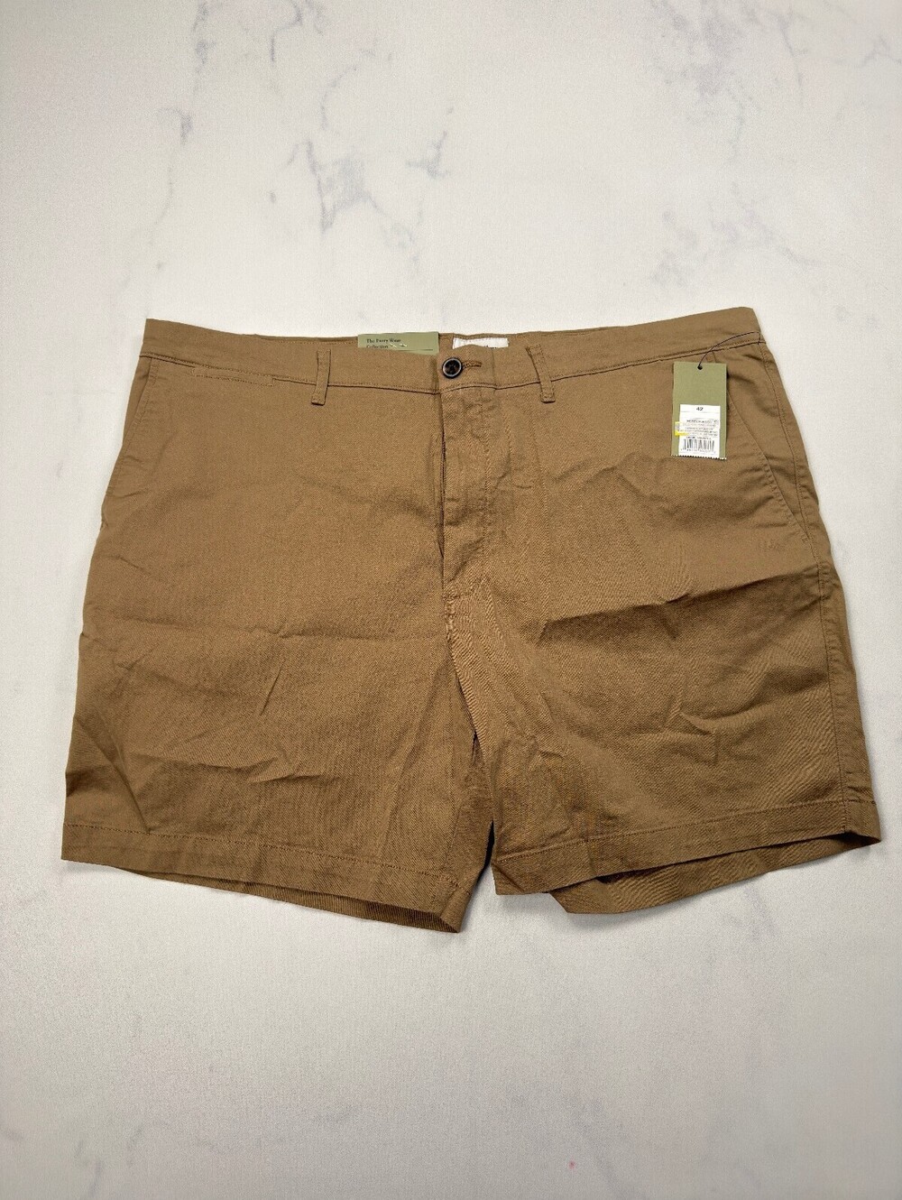 Goodfellow & Co Bermuda Shorts Tan 2010s Minimalist - Mens 42 NWT